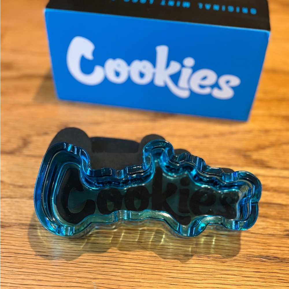 420 Cookies Blue Black Glass Ashtray
